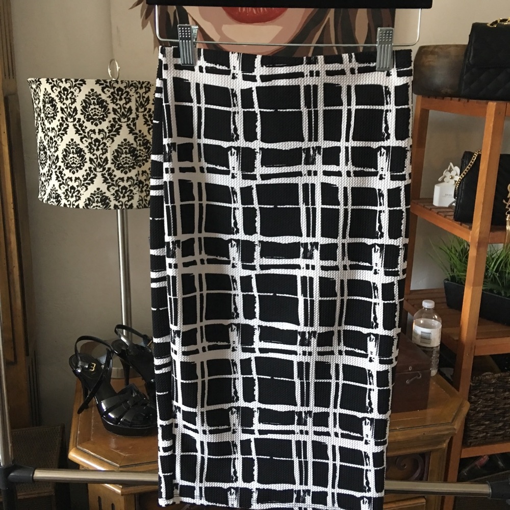 Stretchy skirt